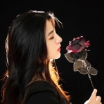如何评价谭维维在《歌手 2024 》第八期演唱的《兰花花儿》？